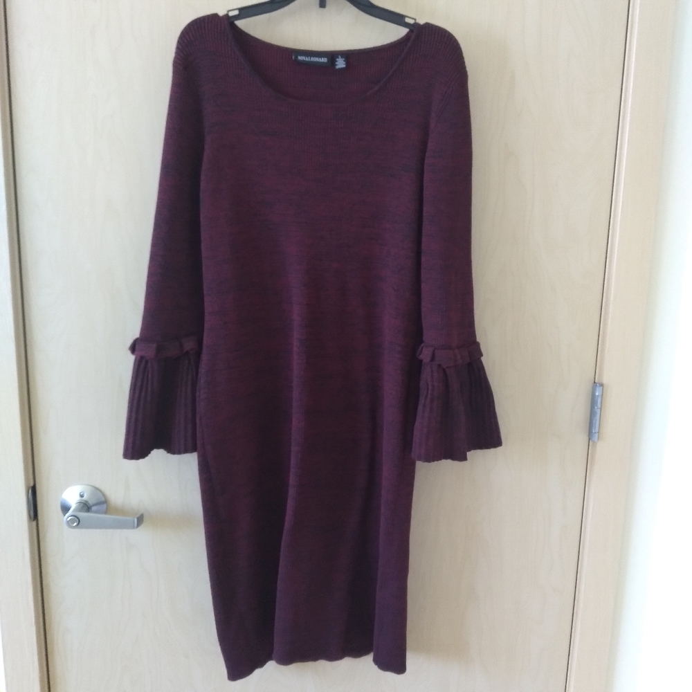 NWOT Nordstrom Red and Black Sweater Dress (L)